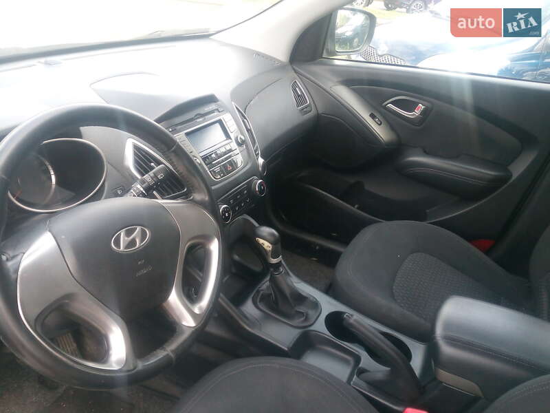 Позашляховик / Кросовер Hyundai ix35 2010 в Костопілі фото 17 Позашляховик / Кросовер Hyundai ix35 2010 в Костопілі