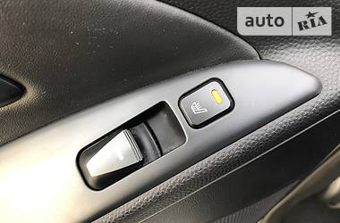 Позашляховик / Кросовер Hyundai ix35 2011 в 