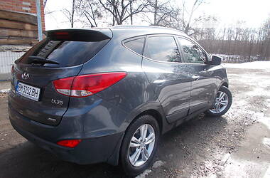 Позашляховик / Кросовер Hyundai ix35 2011 в 