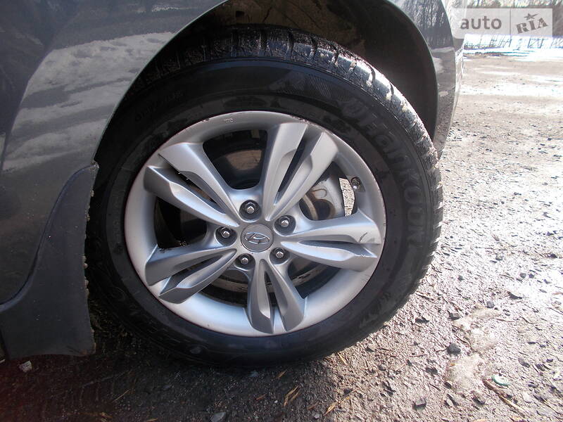 Позашляховик / Кросовер Hyundai ix35 2011 в Краснопіллі