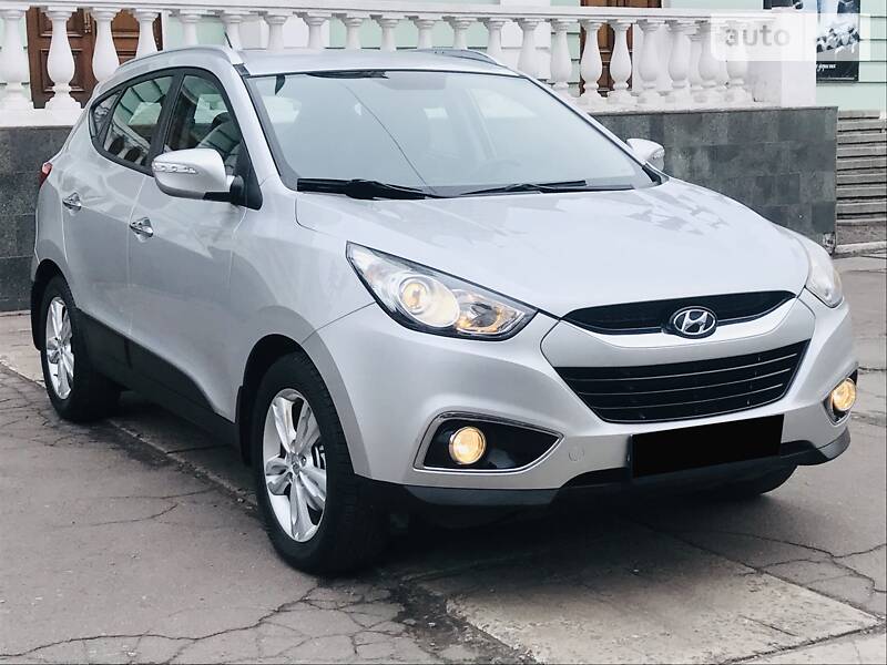 Внедорожник / Кроссовер Hyundai ix35 2012 в Каменском