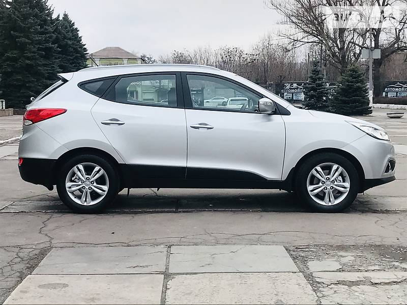 Внедорожник / Кроссовер Hyundai ix35 2012 в Каменском
