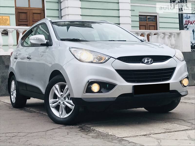 Внедорожник / Кроссовер Hyundai ix35 2012 в Каменском