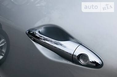 Позашляховик / Кросовер Hyundai ix35 2012 в 