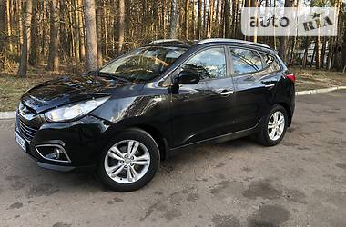 Позашляховик / Кросовер Hyundai ix35 2011 в 