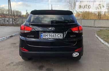 Позашляховик / Кросовер Hyundai ix35 2011 в 