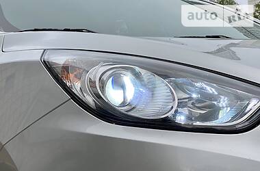 Позашляховик / Кросовер Hyundai ix35 2012 в 
