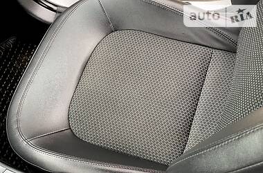 Позашляховик / Кросовер Hyundai ix35 2012 в 