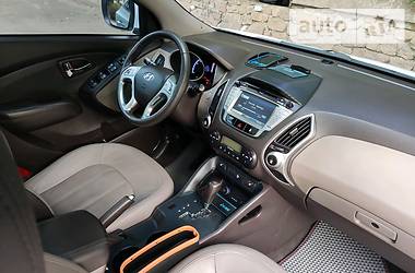 Внедорожник / Кроссовер Hyundai ix35 2010 в Николаеве