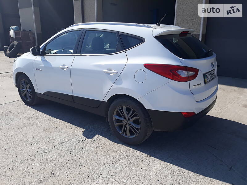 Позашляховик / Кросовер Hyundai ix35 2015 в Львові