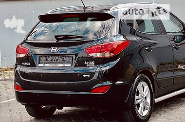 Позашляховик / Кросовер Hyundai ix35 2011 в Одесі