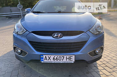 Внедорожник / Кроссовер Hyundai ix35 2012 в Хороле