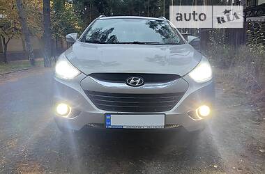 Внедорожник / Кроссовер Hyundai ix35 2010 в Прилуках