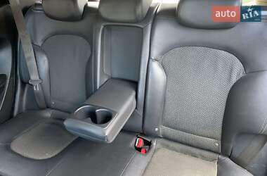 Внедорожник / Кроссовер Hyundai ix35 2010 в 