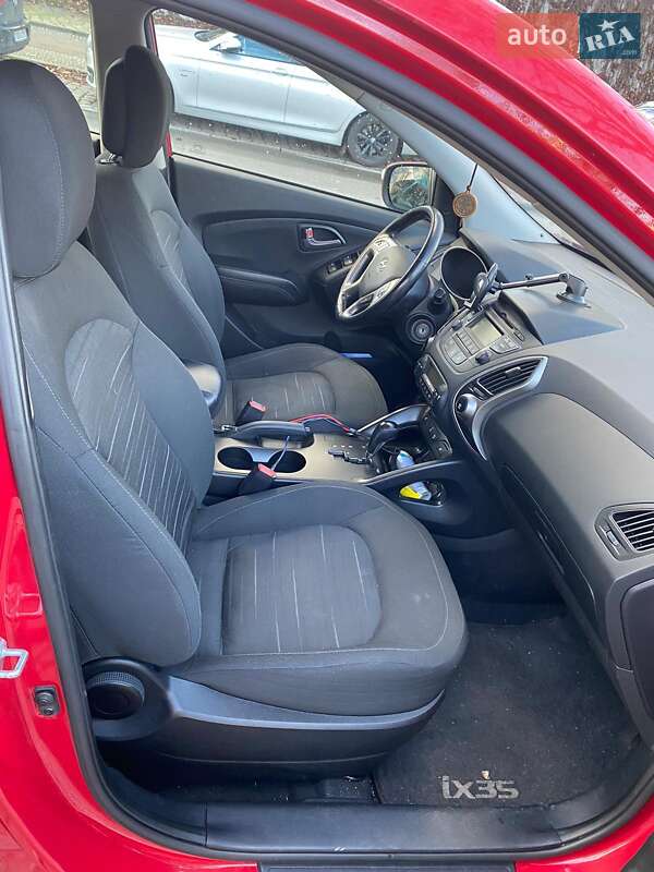Внедорожник / Кроссовер Hyundai ix35 2013 в Киеве