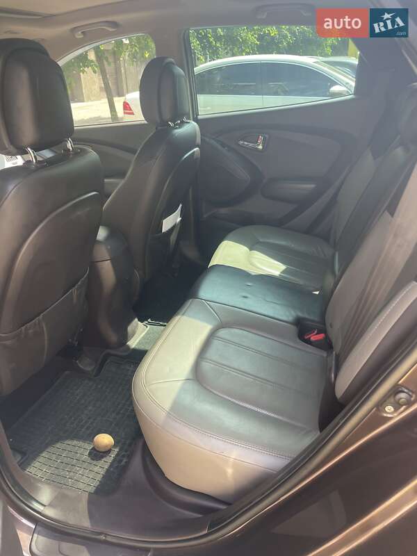 Позашляховик / Кросовер Hyundai ix35 2011 в Івано-Франківську