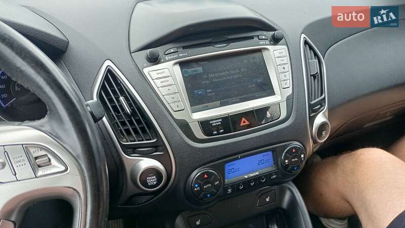 Позашляховик / Кросовер Hyundai ix35 2011 в Хмельницькому