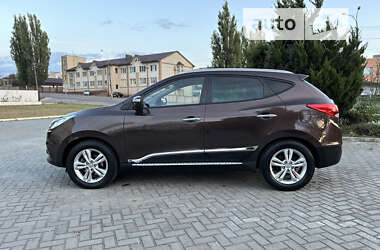Внедорожник / Кроссовер Hyundai ix35 2011 в 