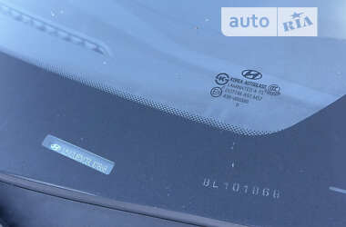 Внедорожник / Кроссовер Hyundai ix35 2011 в 