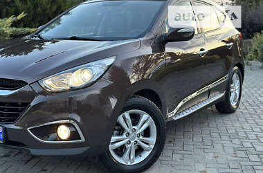 Внедорожник / Кроссовер Hyundai ix35 2011 в 