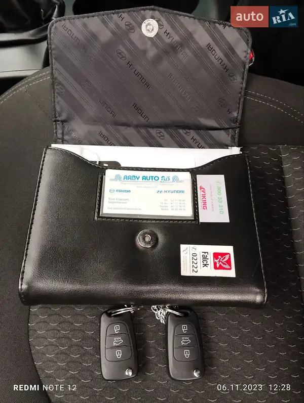 Внедорожник / Кроссовер Hyundai ix35 2010 в Ратным документ 3 фото Внедорожник / Кроссовер Hyundai ix35 2010 в Ратным документ