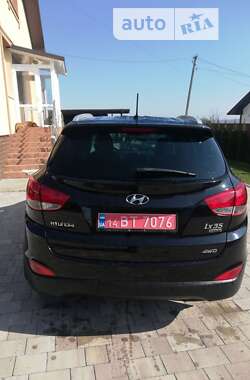 Позашляховик / Кросовер Hyundai ix35 2011 в Івано-Франківську