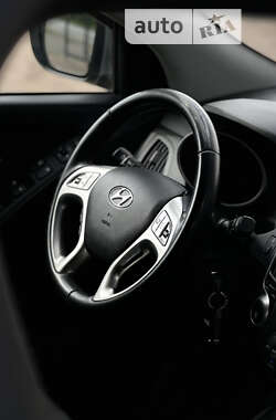 Позашляховик / Кросовер Hyundai ix35 2012 в Дубні