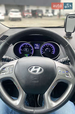 Внедорожник / Кроссовер Hyundai ix35 2010 в Ровно
