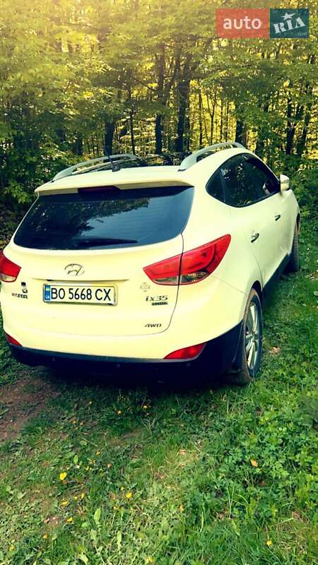 Внедорожник / Кроссовер Hyundai ix35 2011 в Тернополе