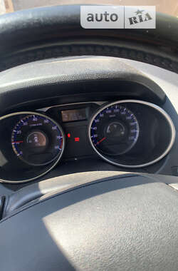 Позашляховик / Кросовер Hyundai ix35 2013 в Тульчині
