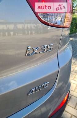 Внедорожник / Кроссовер Hyundai ix35 2011 в Золочеве