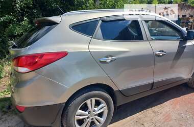 Внедорожник / Кроссовер Hyundai ix35 2010 в Полтаве