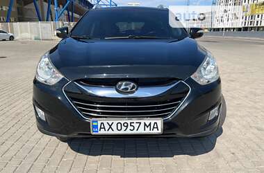 Внедорожник / Кроссовер Hyundai ix35 2010 в Киеве