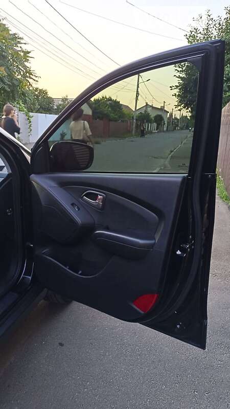 Внедорожник / Кроссовер Hyundai ix35 2010 в Одессе фото 18 Внедорожник / Кроссовер Hyundai ix35 2010 в Одессе