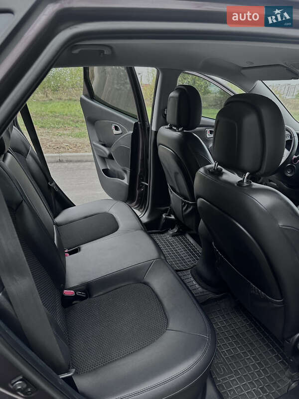 Позашляховик / Кросовер Hyundai ix35 2012 в Софіївській Борщагівці