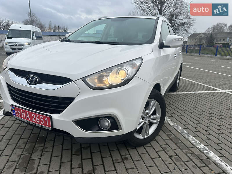 Внедорожник / Кроссовер Hyundai ix35 2012 в Нововолынске