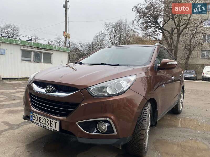 Позашляховик / Кросовер Hyundai ix35 2013 в Тернополі
