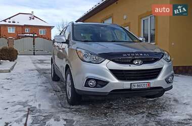 Внедорожник / Кроссовер Hyundai ix35 2011 в Черновцах