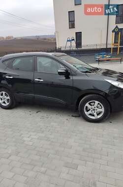 Позашляховик / Кросовер Hyundai ix35 2010 в Тернополі