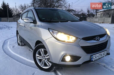 Внедорожник / Кроссовер Hyundai ix35 2010 в Каменке