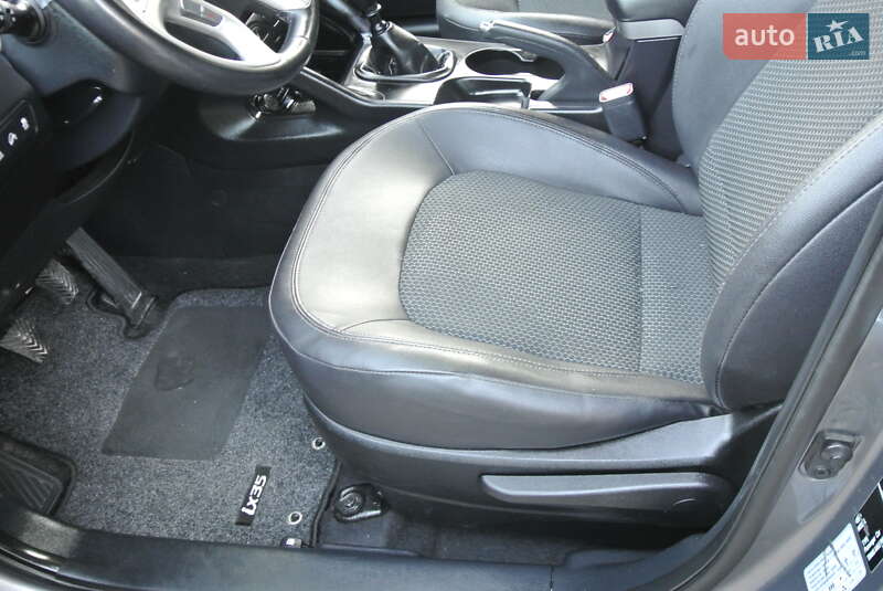 Позашляховик / Кросовер Hyundai ix35 2013 в Луцьку