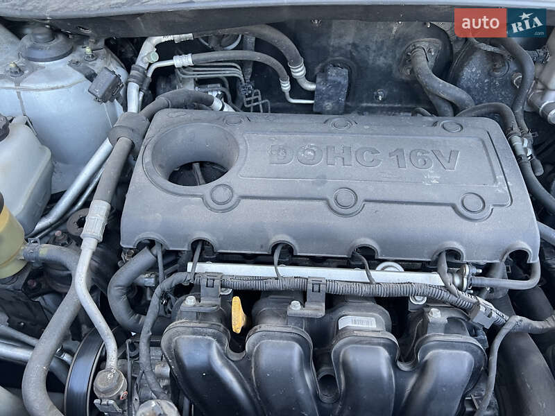 Внедорожник / Кроссовер Hyundai ix35 2010 в Киеве