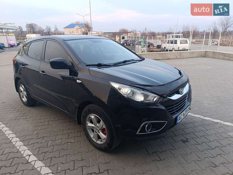 Позашляховик / Кросовер Hyundai ix35 2012 в Нововолинську