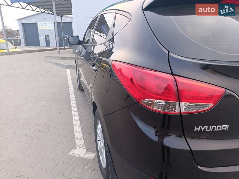 Позашляховик / Кросовер Hyundai ix35 2012 в Нововолинську