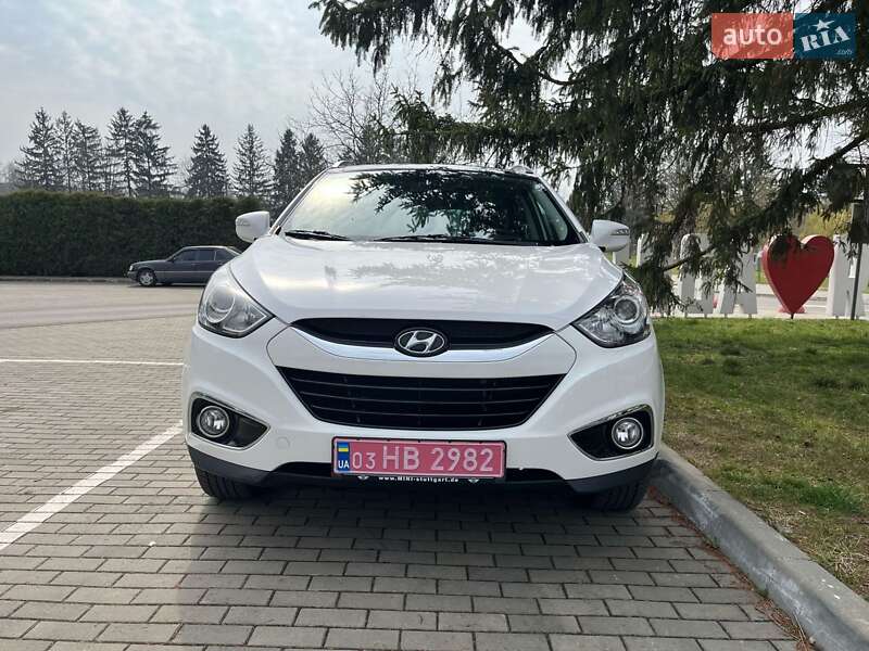 Внедорожник / Кроссовер Hyundai ix35 2011 в Луцке