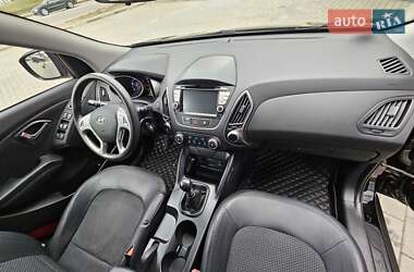 Внедорожник / Кроссовер Hyundai ix35 2014 в 
