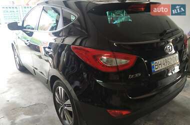 Внедорожник / Кроссовер Hyundai ix35 2013 в 