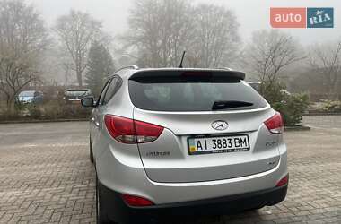 Позашляховик / Кросовер Hyundai ix35 2010 в 