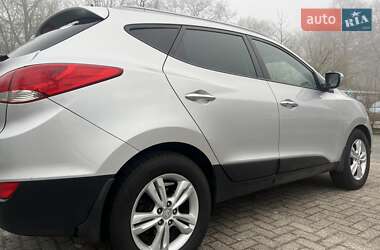 Позашляховик / Кросовер Hyundai ix35 2010 в 