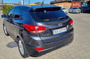 Позашляховик / Кросовер Hyundai ix35 2011 в 